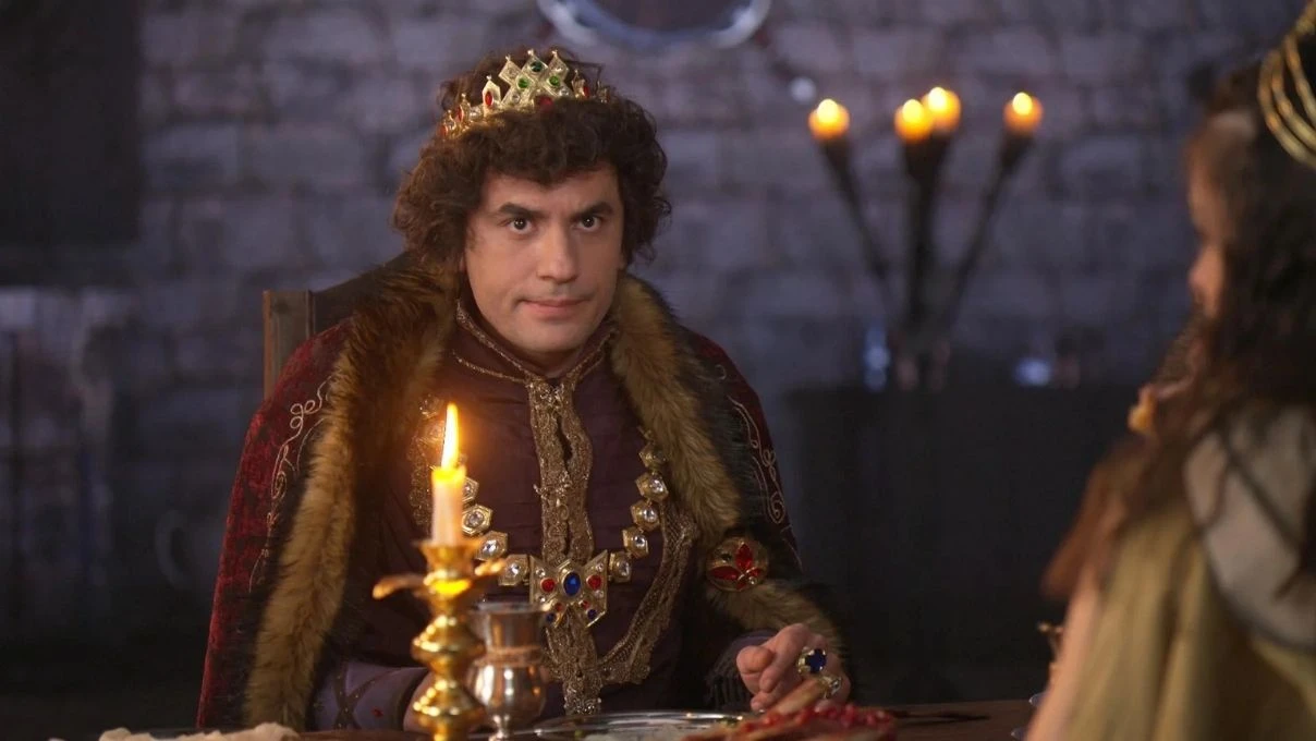 Dijital platformlarda en çok izlenen dizler belli oldu! Eşref Rüya zirveyi yakaladı! 