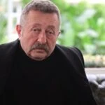 Usta oyuncu Erkan Can ticarete atıldı! Restoran açılışına ünlü isimler akın etti