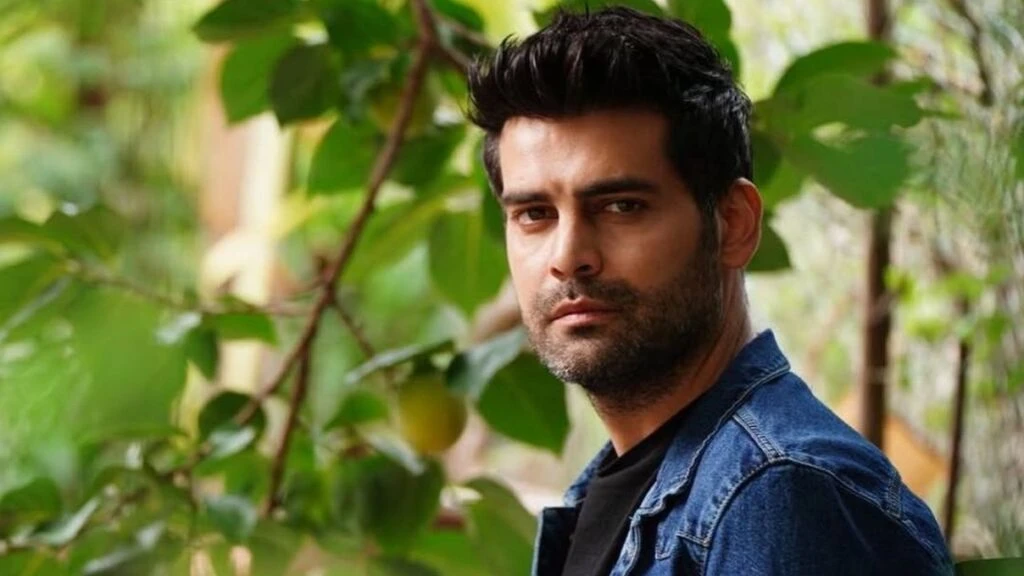 Erkan Meriç kimdir kaç yaşında? Erkan Meriç kiminle sevgili hangi dizilerde oynadı? 