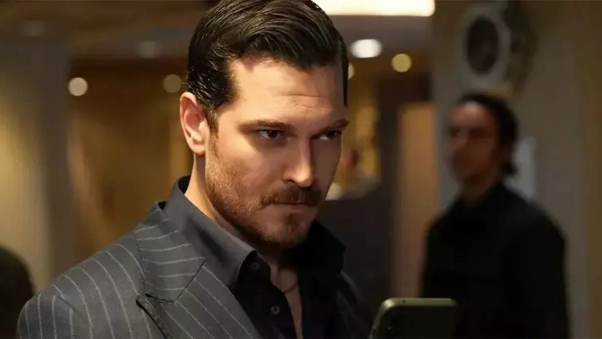 Çağatay Ulusoy Eşref Rüya'dan ayrılıyor mu? 