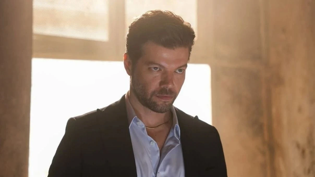 Eşref Rüya’da Dinçer’in geçmişini Eşref öğrenecek! Eşref Rüya dizisinde Eşref Dinçer'i vuracak mı? 8 esref ruya dizisinde Kenan oldu mu