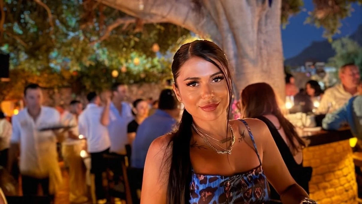 ezgi gizem hangi filmde oynadi