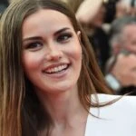 fahriye evcen makyajsiz guzelligiyle hayran birakti makyaj guzeli degilim 1