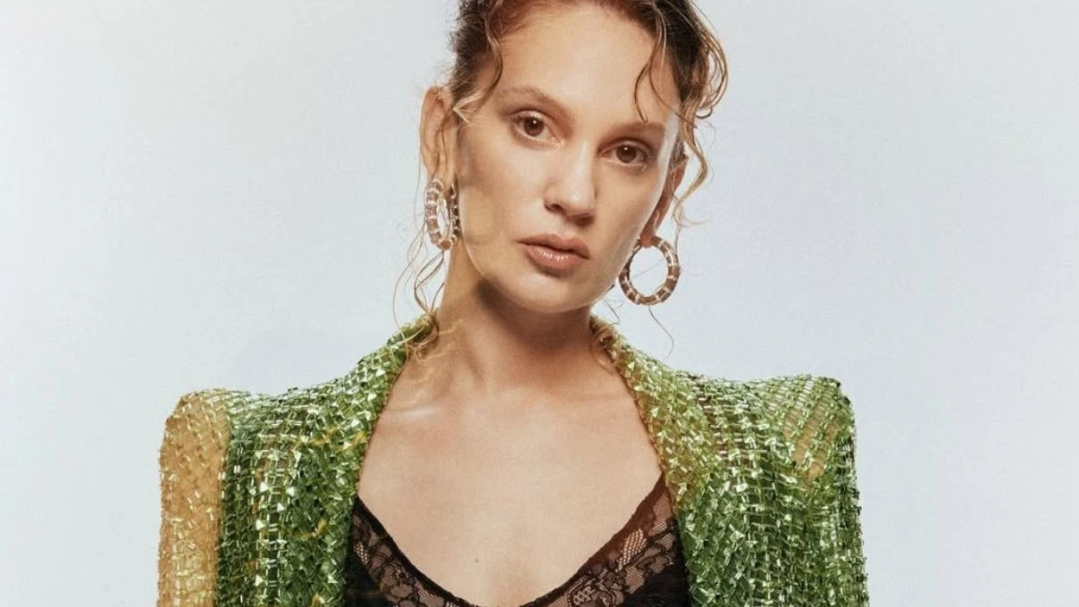 farah zeynep abdullah kac yasinda farah zeynep abdullah evlendi mi hic 6