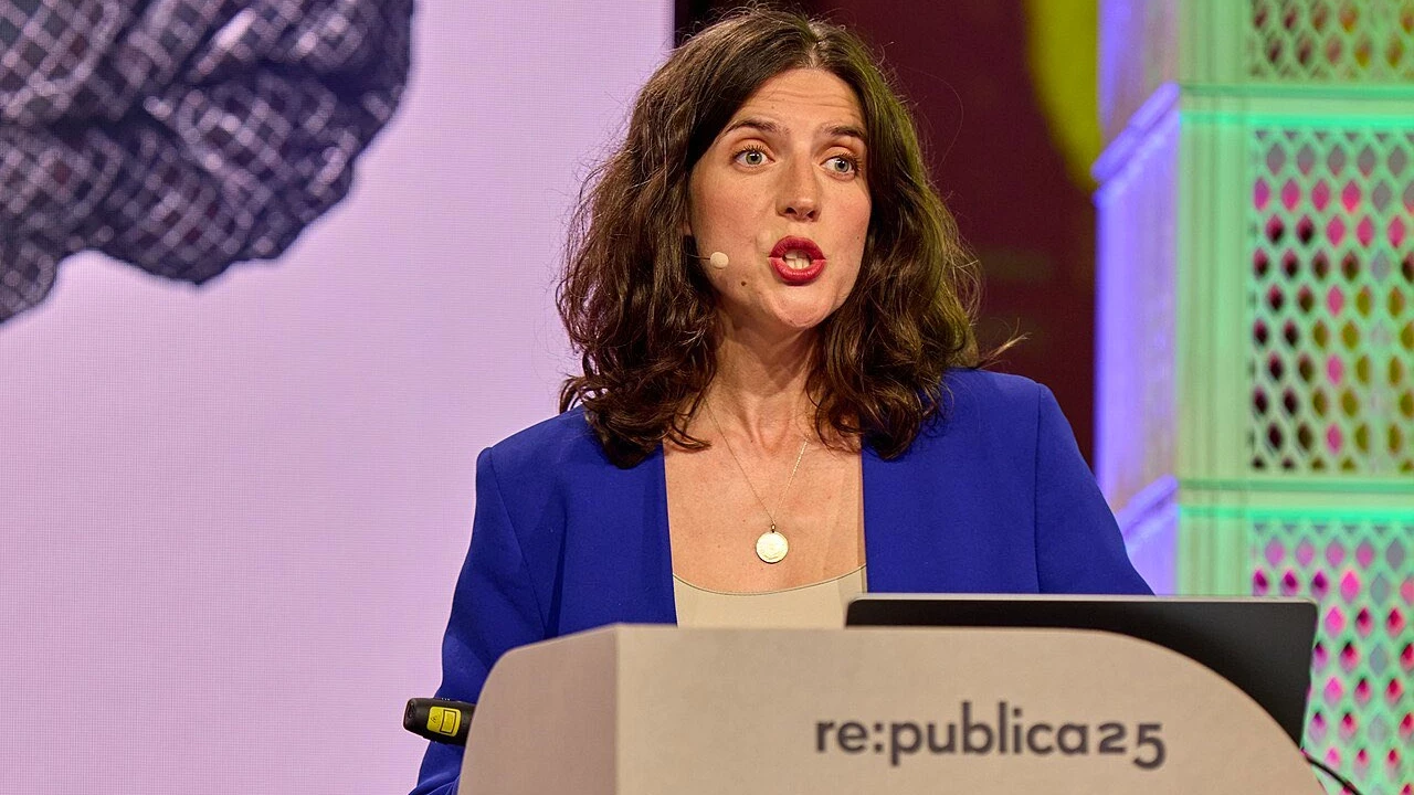 fatma deniz kimdir nereli esi luah cover