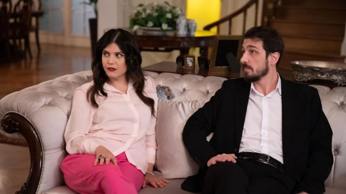 Kızılcık Şerbeti oyuncusu Feyza Civelek Emrah Altıntoprak’ı engelledi! Civelek’ten şaşırtan açıklamalar 5 feyza civelek emrah altintopraki engelledi