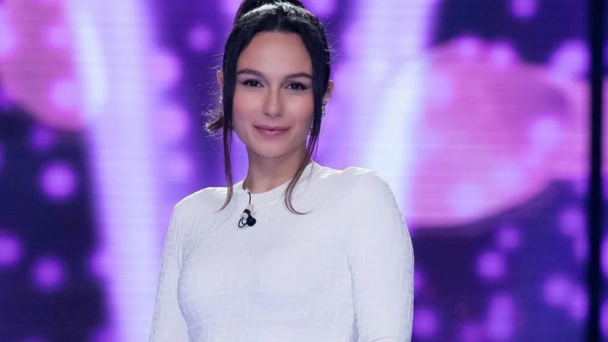 gelecege mektuplar in banu su selin yeninci kimdir selin yeninci kac yasinda ve evli mi 4