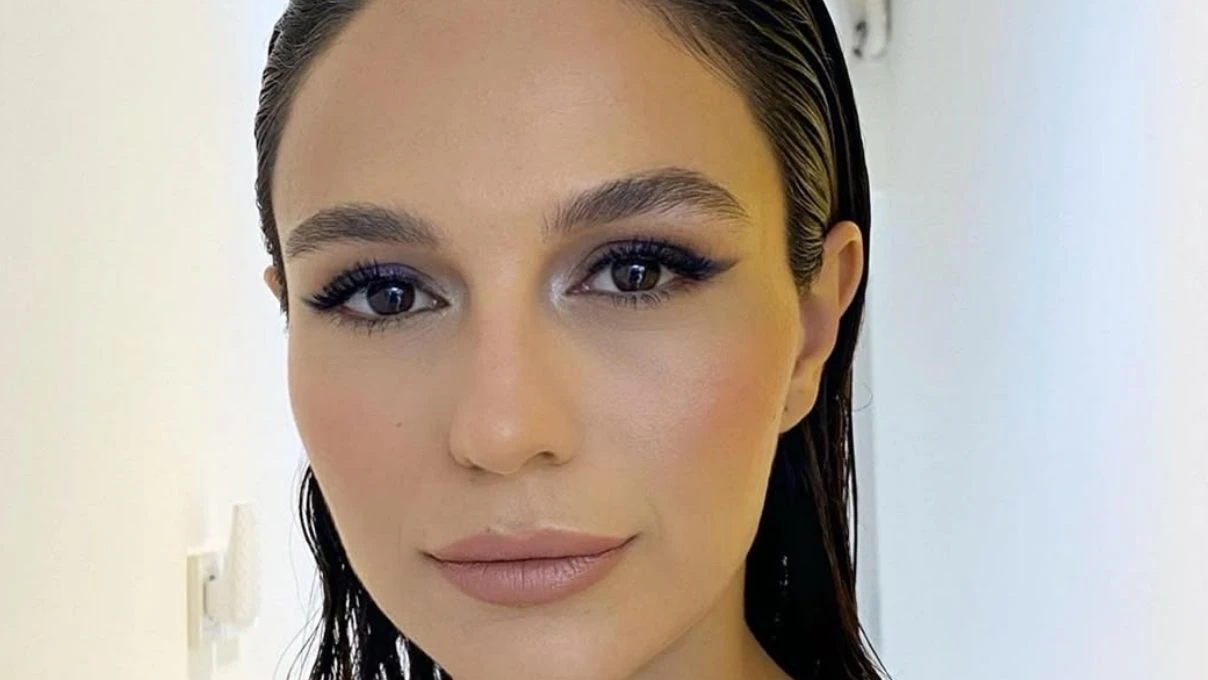 gelecege mektuplar in banu su selin yeninci kimdir selin yeninci kac yasinda ve evli mi 5
