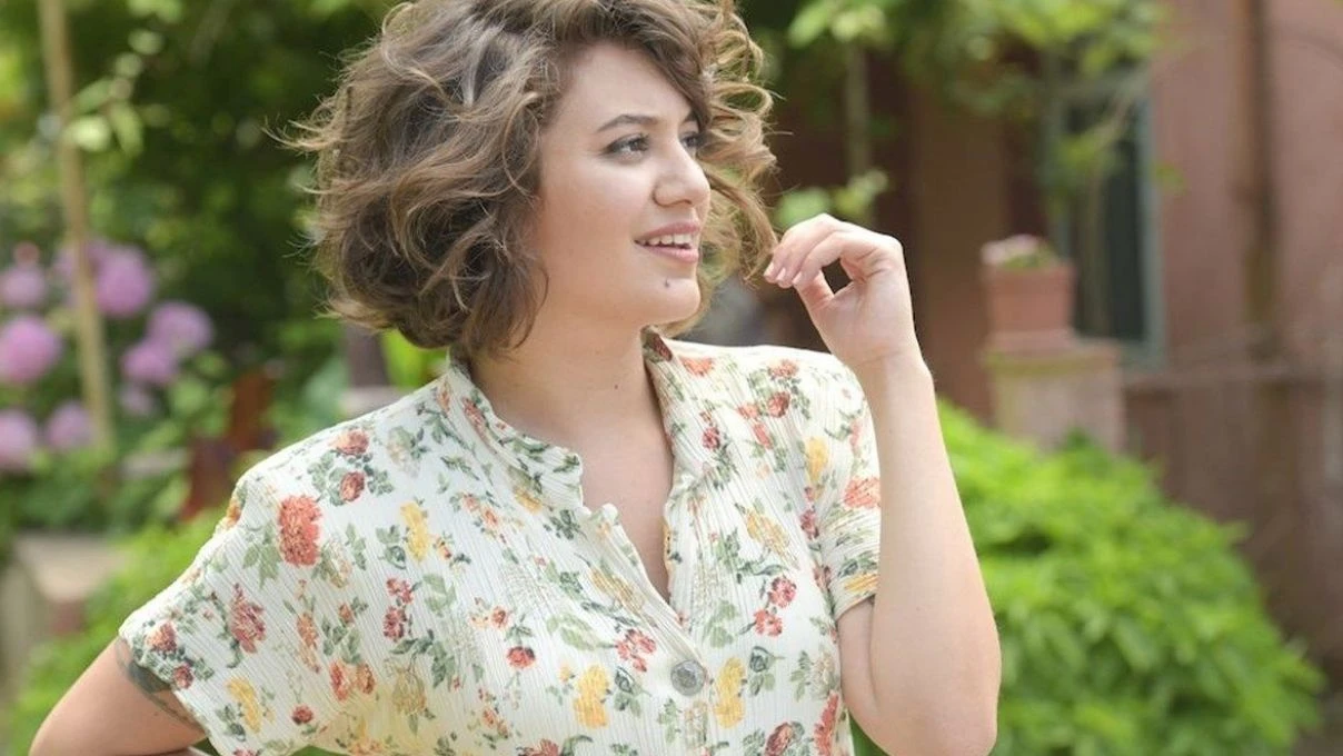 Gönül Dağı dizisinin Nazlı’sı kimdir? Gönül Dağı dizisinde Nazlı kimin partneri?