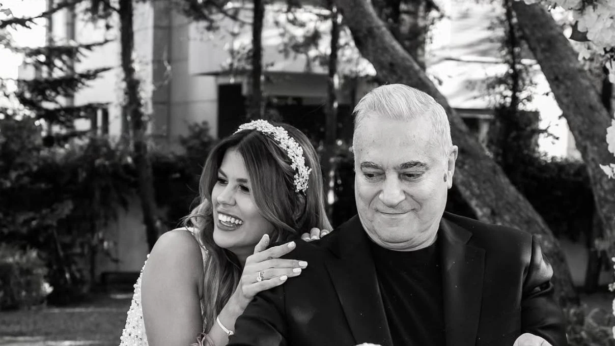 Mehmet Ali Erbil’in eşi Gülseren Erbil, gözyaşları içinde anlattı! "Böyle mi yaşayacağım" 6 Mehmet Ali Erbil’in eşi Gülseren Erbil, gözyaşları içinde anlattı! "Böyle mi yaşayacağım"