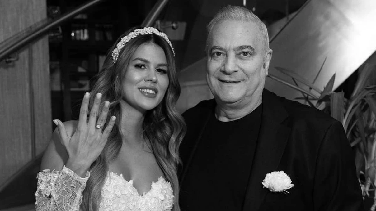 Mehmet Ali Erbil’in eşi Gülseren Erbil, gözyaşları içinde anlattı! "Böyle mi yaşayacağım" 4 Mehmet Ali Erbil’in eşi Gülseren Erbil, gözyaşları içinde anlattı! "Böyle mi yaşayacağım"