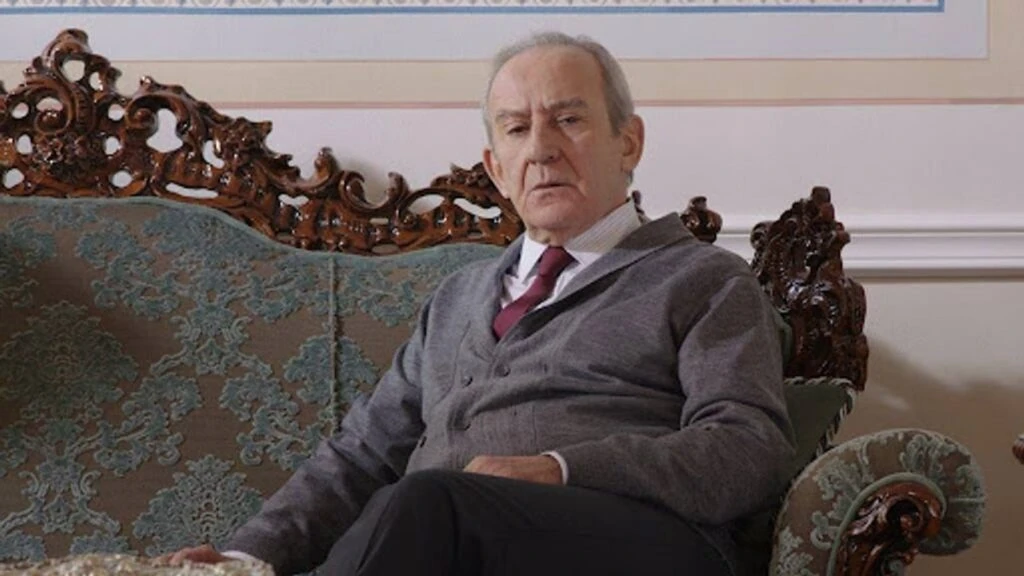 Sarp Levendoğlu Ahmet Levendoğlu'nun nesi oluyor? Sarp Levendoğlu ve Ahmet Levendoğlu baba oğul mu?