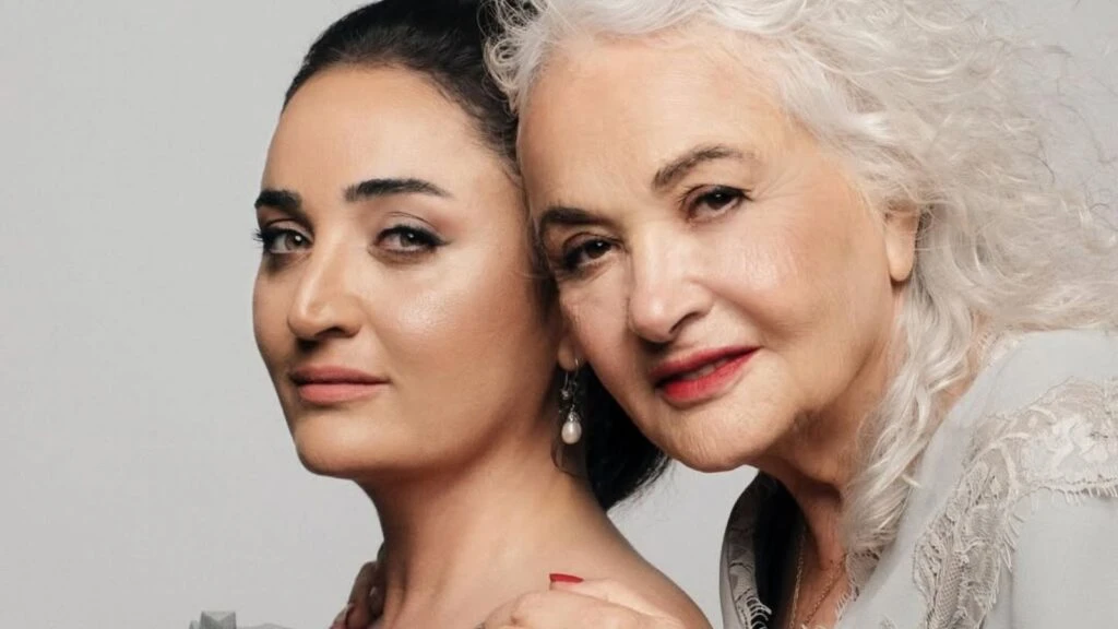 Fadik Sevin Atasoy ile Emel Göksu aynı projede rol alacak! Anne-kız birlikte sahne alacak