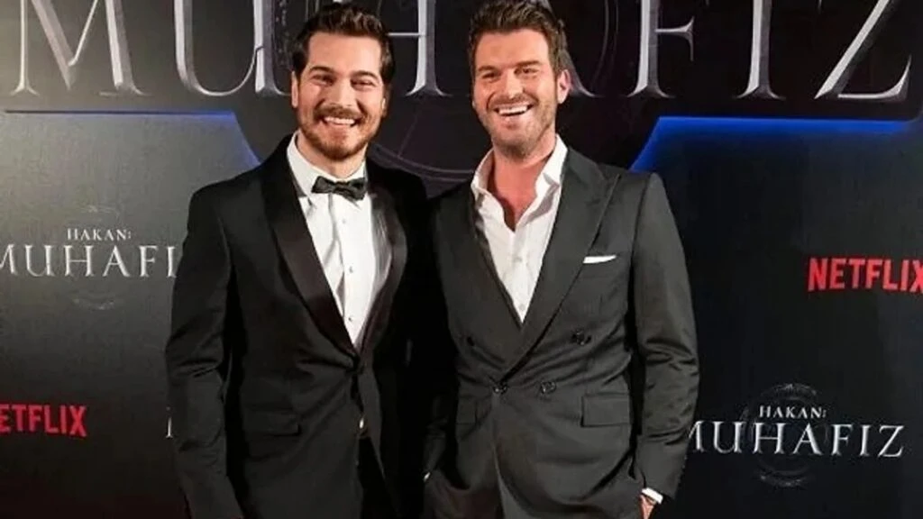 Kıvanç Tatlıtuğ’dan Çağatay Ulusoy açıklamaları! "Konuşmaya gerek duymuyorum"