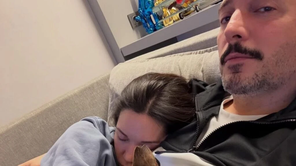 Hazal Subaşı’ndan sevgilisi Oğuzhan Koç’a sürpriz kutlama!