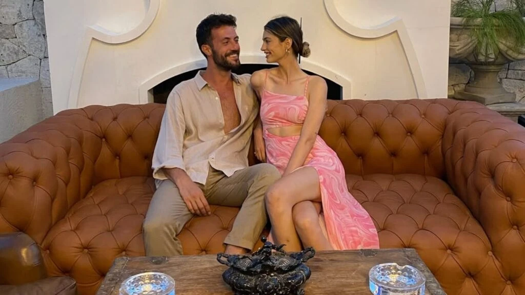 Lider Şahin ile Ecem Çırpan’dan aşk dolu tatil pozu!