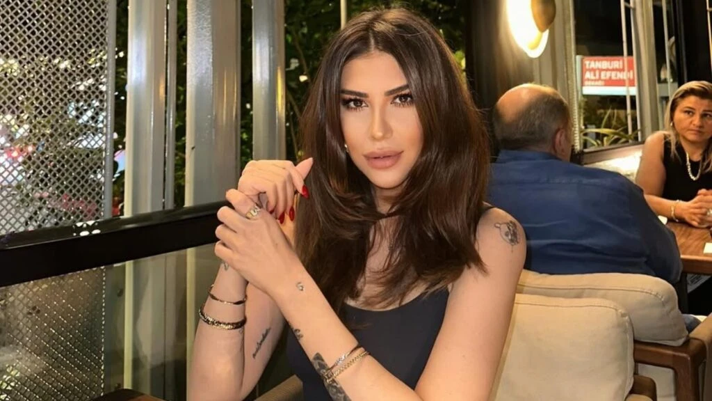 Melis Buse Betkayan kimdir kaç yaşında? Melis Buse Betkayan nereli nasıl ünlü oldu?