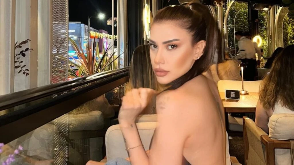 Melis Buse Betkayan kimdir kaç yaşında? Melis Buse Betkayan nereli nasıl ünlü oldu?