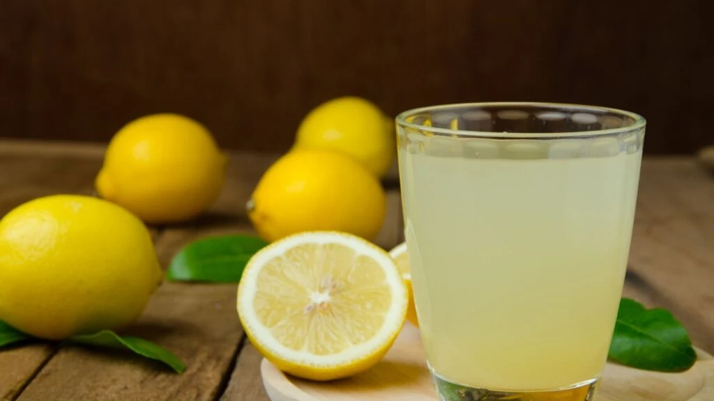 Bu karışımı içen 3 günde 2 kilo verdi! Diyetisyenler onayladı
