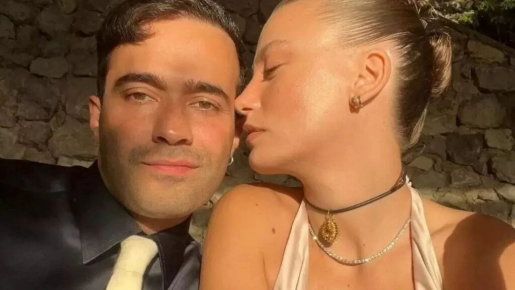 Mert Demir tarzını yeniledi! Yeni imajı sosyal medyada olay oldu