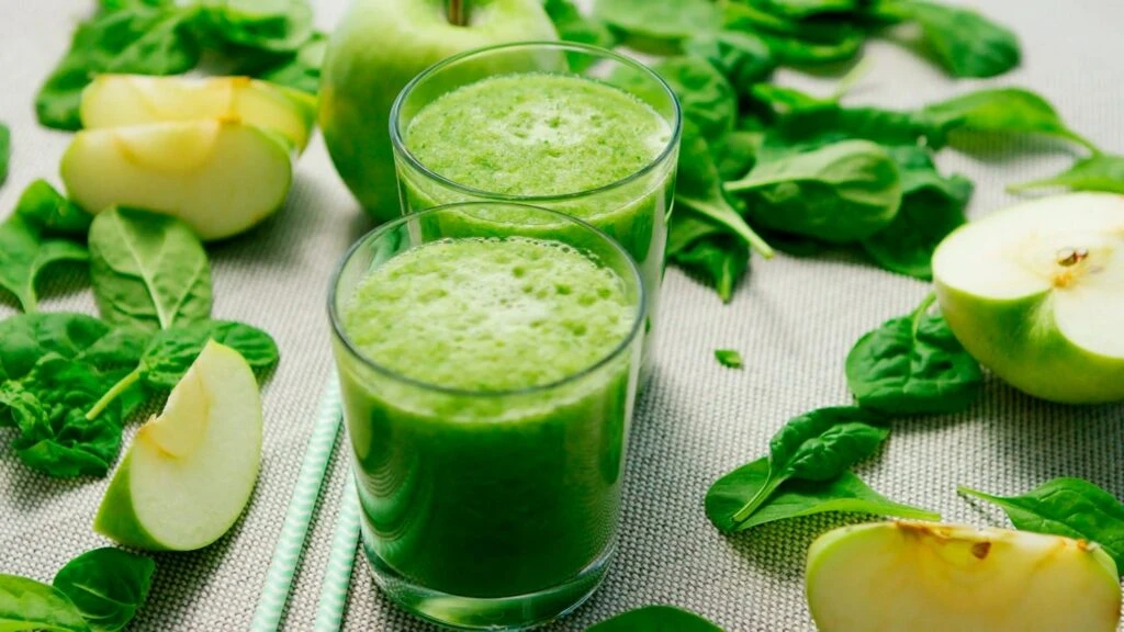 Detoks etkili smoothie! Bu tarif ile daha enerjik olun