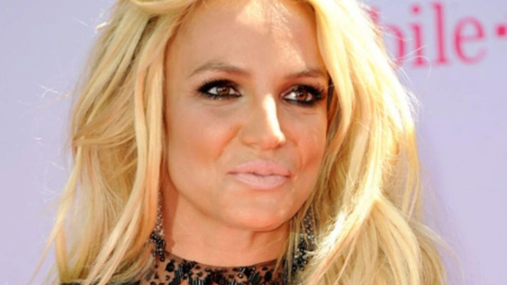 Britney Spears’ın uçak macerası! Yıldız isimden olaylı yolculuk