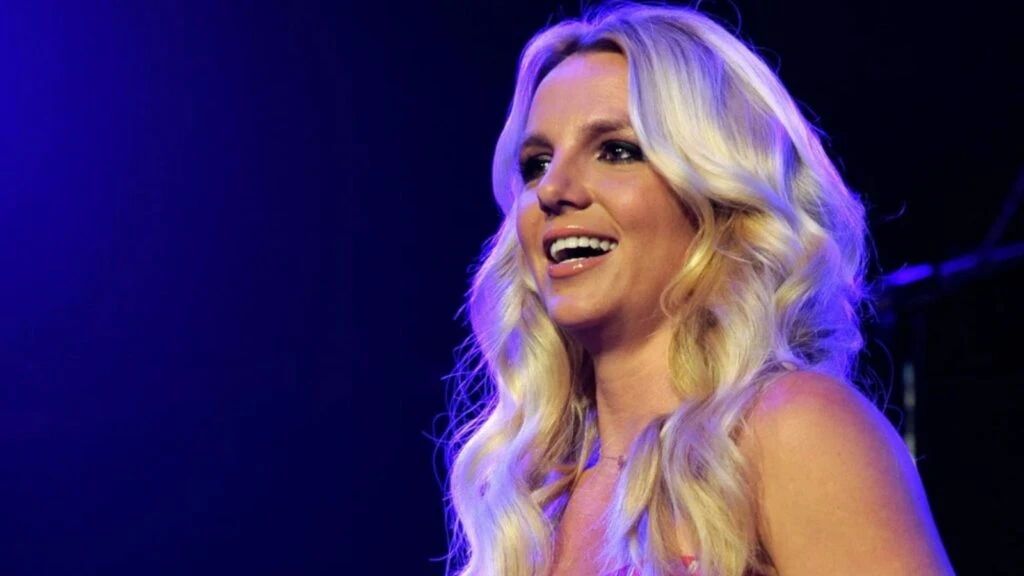 Britney Spears’ın uçak macerası! Yıldız isimden olaylı yolculuk