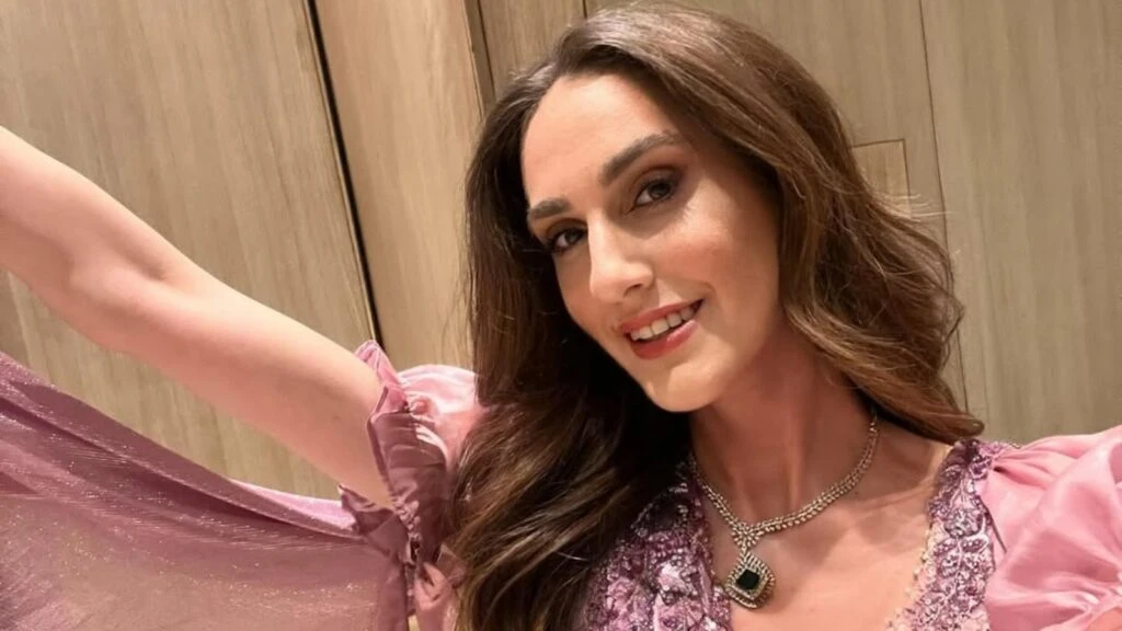 İdil Bilgen Miss Worl’de çeyrek finale yükseldi! İngiltere güzeli yarışmayı bıraktı