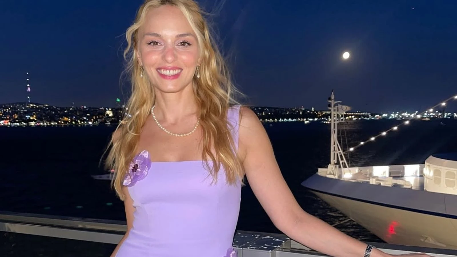 Nilperi Şahinkaya Kral Kaybederse dizisinin yeni sezonunda yer almayacak!