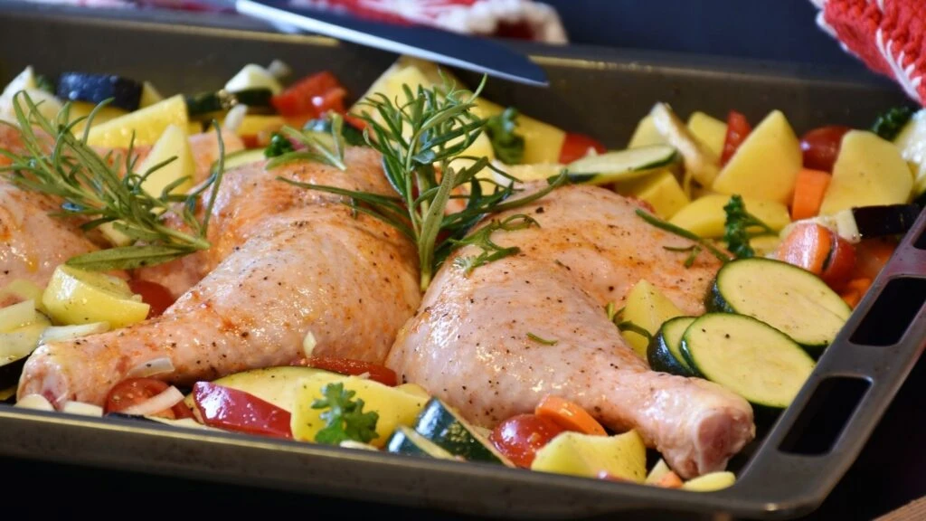 Tavuklu tarifin son halini görenler şaşırdı! Bu resmen Masterchef sunumu