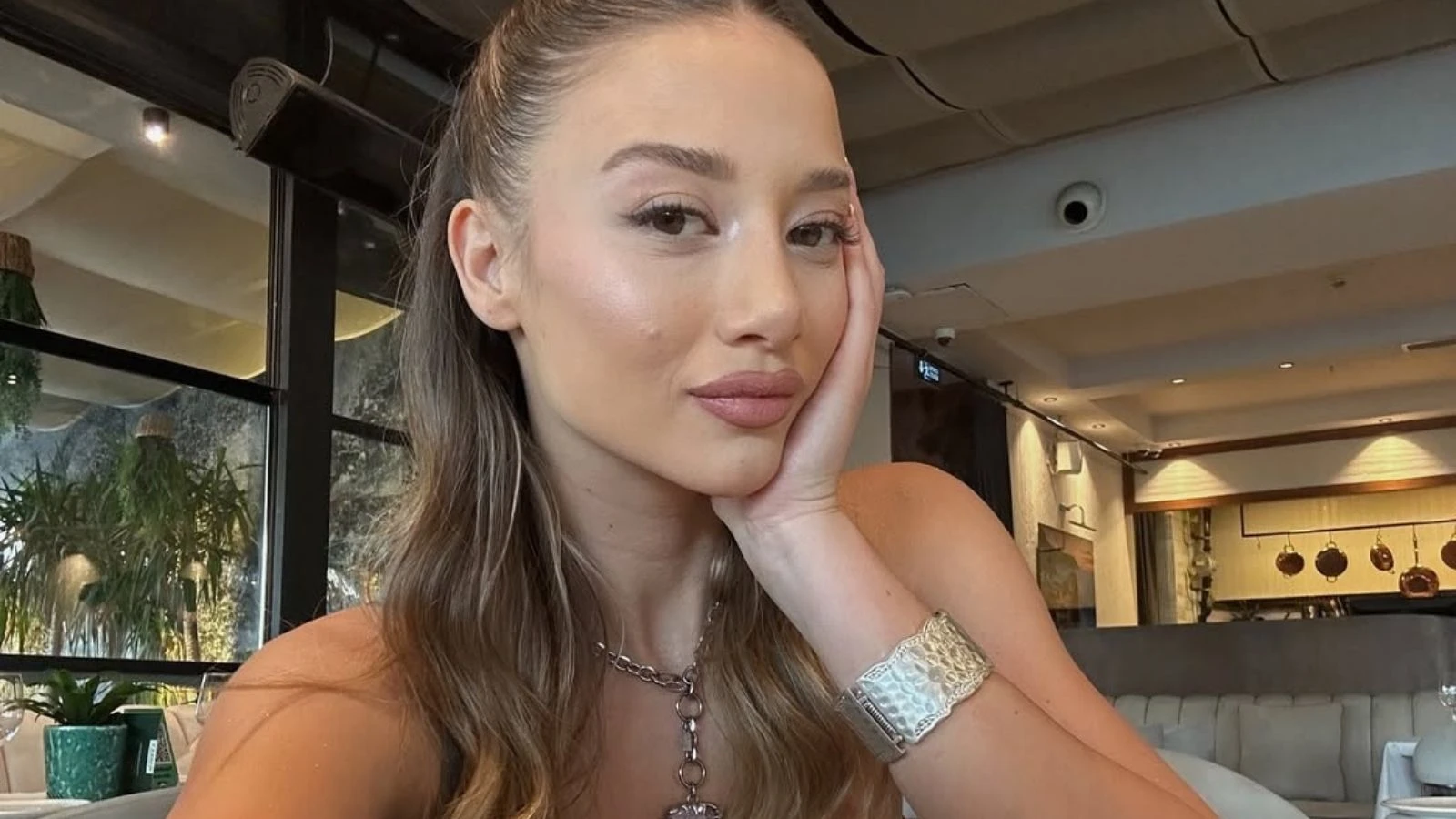 Aleyna Kalaycıoğlu kimdir? Aleyna Kalaycıoğlu kaç yaşında nasıl ünlü oldu?