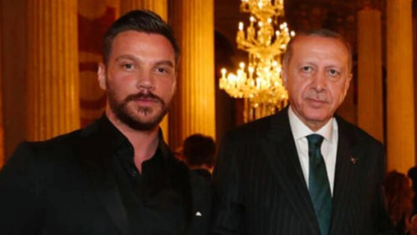 Sinan Akçıl Cumhurbaşkanı Erdoğan’dan istediğini canlı yayında söyledi! Sanatçının isteği dikkat çekti 8 Sinan Akçıl Cumhurbaşkanı Erdoğan’dan istediğini canlı yayında söyledi! Sanatçının isteği dikkat çekti