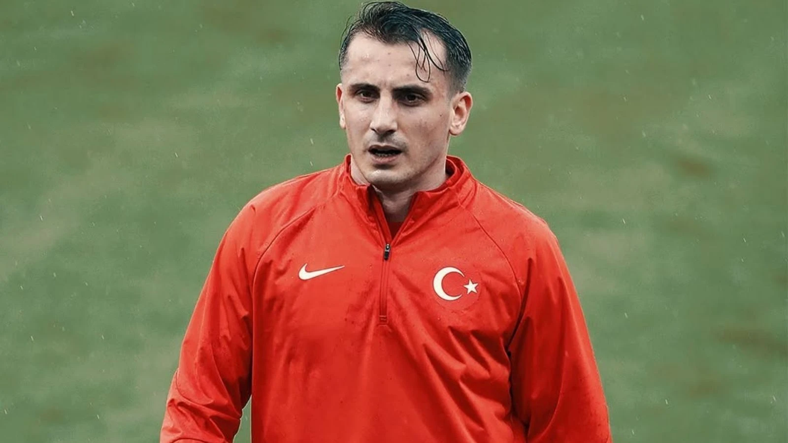 Kerem Aktürkoğlu’ndan nişanlısı ile aile saadeti!