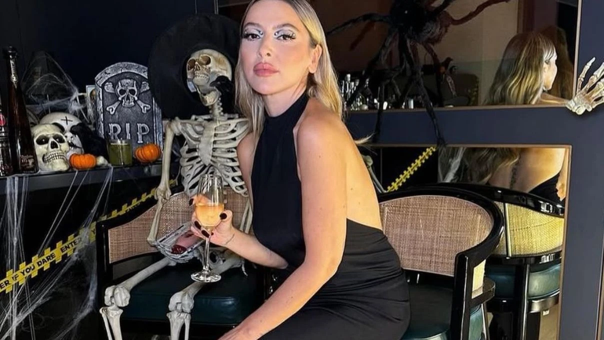 hadise ye meslektasindan surpiz ziyaret iki dost adeta dusman catlatti 4