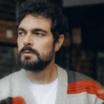 Halil İbrahim Ceyhan imaj yeniledi! Ünlü oyuncu yeni haliyle dikkat çekti