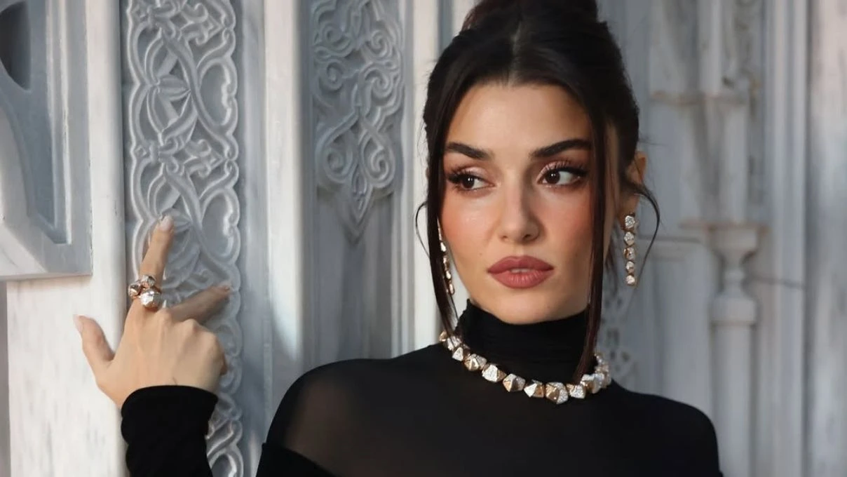 Hande Erçel dünyanın en güzel aktristi seçildi! 5 Hande Erçel dünyanın en güzel aktristi seçildi!