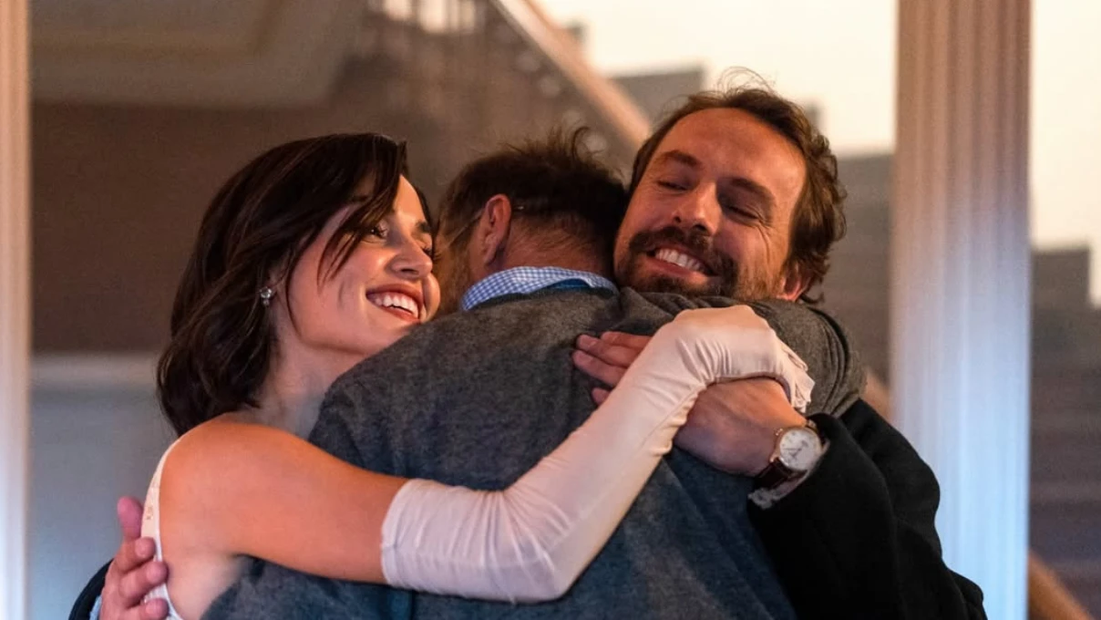 Hande Erçel’den Hakan Sabancı’ya manidar gönderme! Mesaj dolu pasta 7 hande ercel 5 1