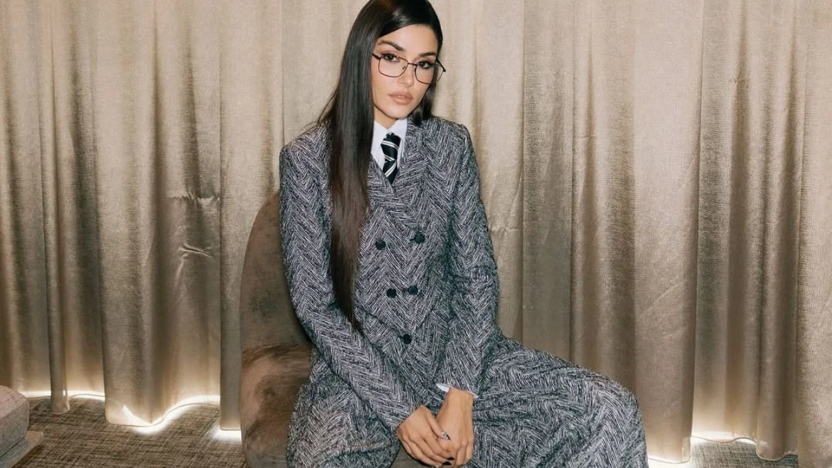 Hande Erçel dünyanın en güzel aktristi seçildi! 8 Hande Erçel dünyanın en güzel aktristi seçildi!