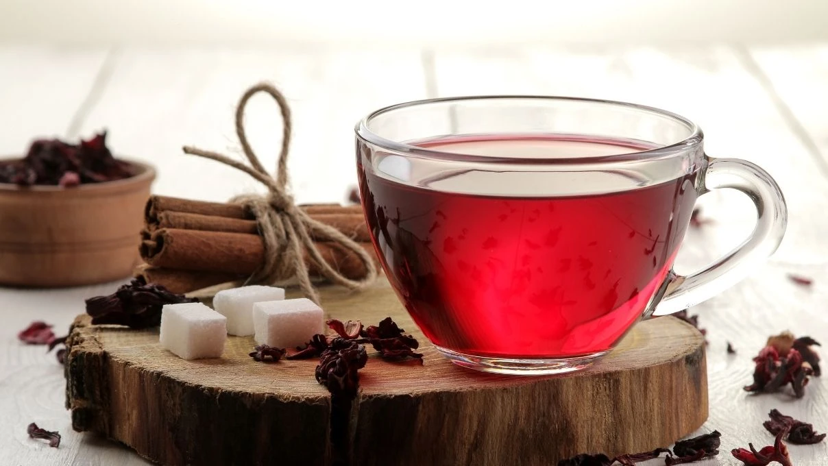 Kış depresyonu diye bir şey yok! Hemen aktardan hibiskus çayı alın
