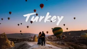 Go Türkiye'nin yeni tanıtım filminde iki dev isim! Eda Ece ve Caner Cindoruk Antalya'da buluştu 9 i 2 45