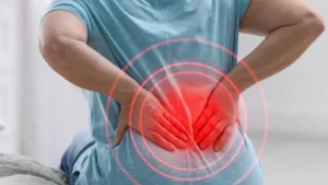 Bel ağrısı deyip geçmeyin! Kadınlarda görülen büyük tehlike