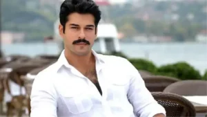 Burak Özçivit’in serveti 1 milyar TL’yi geçti! Gayrimenkul yatırımlarıyla şaşkına çevirdi 6 i 7 10