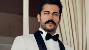 Burak Özçivit’in serveti 1 milyar TL’yi geçti! Gayrimenkul yatırımlarıyla şaşkına çevirdi 4 i 8 7