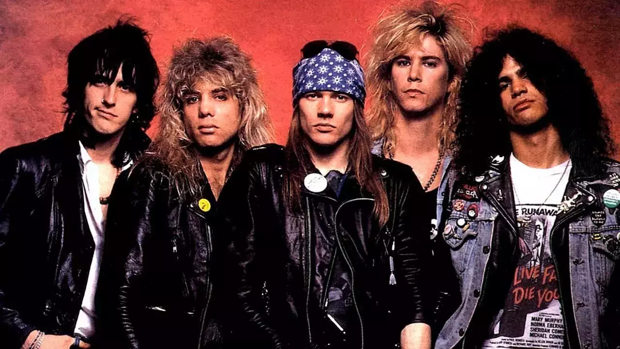 istanbulda konser verecekler guns n rosesdan ahmet minguzzi paylasimi 1748802639 013