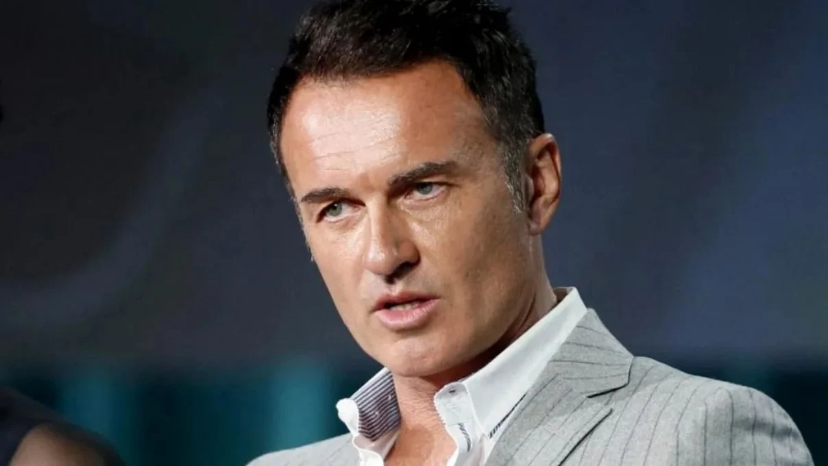julian mcmahon kimdir