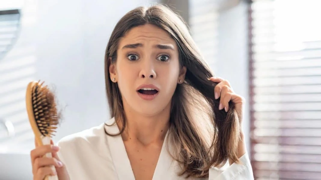 kadin sac dokulmesi 1068x601 1