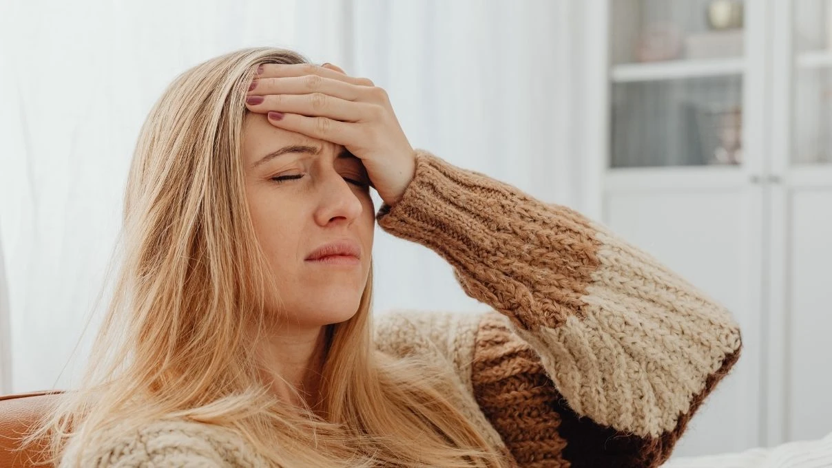 Migren kadınlarda neden daha sık görülür? Nörolog cevapladı 4 Migren kadınlarda neden daha sık görülür? Nörolog cevapladı