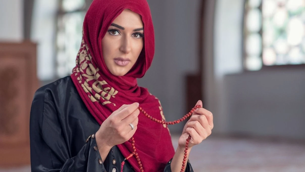 kandilde regl iken hangi ibadetler yapilabilir kandil gecesi adetliyken okunabilecek tesbihler ve dualar neler 1