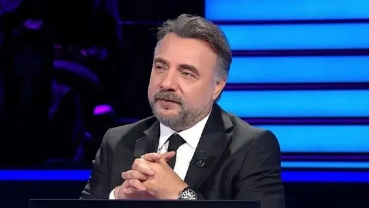 Milyonluk sorular ile mücadele! Kim Milyoner Olmak İster programında heyecan devam ediyor 5 Milyonluk sorular ile mücadele! Kim Milyoner Olmak İster programında heyecan devam ediyor