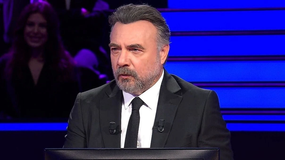 Milyonluk sorular ile mücadele! Kim Milyoner Olmak İster programında heyecan devam ediyor 9 Milyonluk sorular ile mücadele! Kim Milyoner Olmak İster programında heyecan devam ediyor